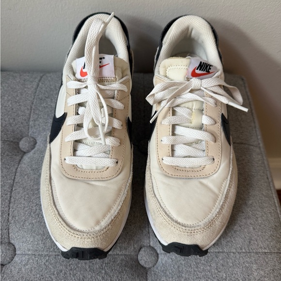 Nike lifestyle waffle dust Cream and Black casual Running Shoes 7.5 - Picture 5 of 12